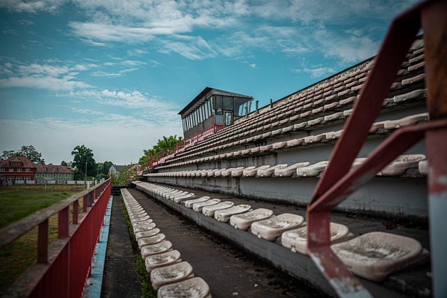 吃顿饺子！湖人大将一战爆发 四记3分射穿灰熊防线.